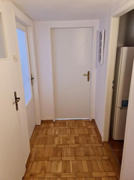 Butas Fantastic Waw - Ch35 2 Warsaw